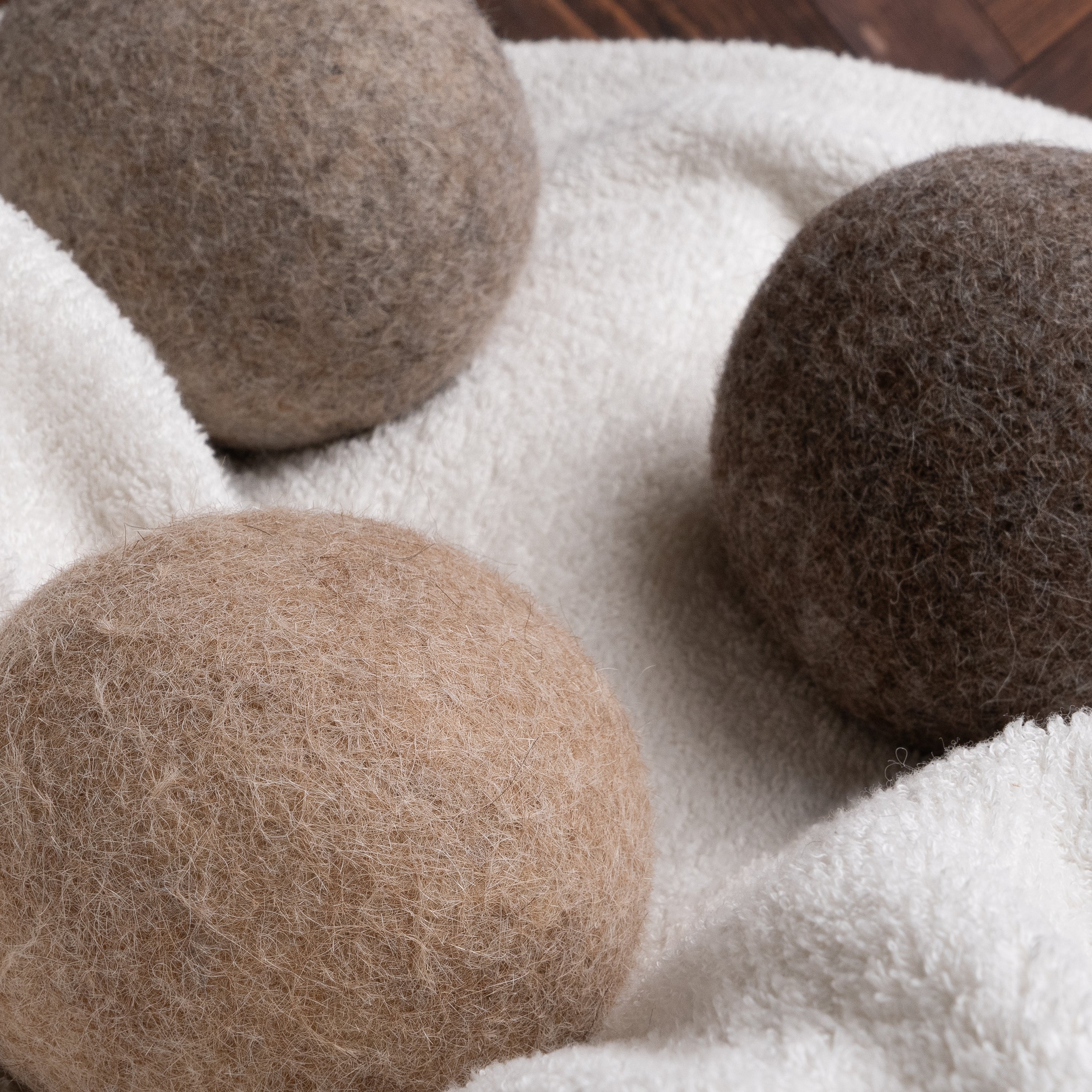 Wool vs Alpaca Dryer Balls: What’s the Difference? - Rustic Strength