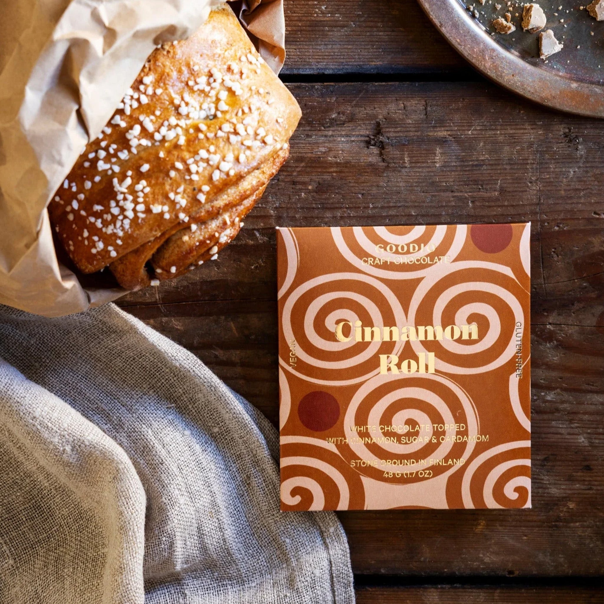 White Chocolate | Goodio | Cinnamon Roll 1.7 oz